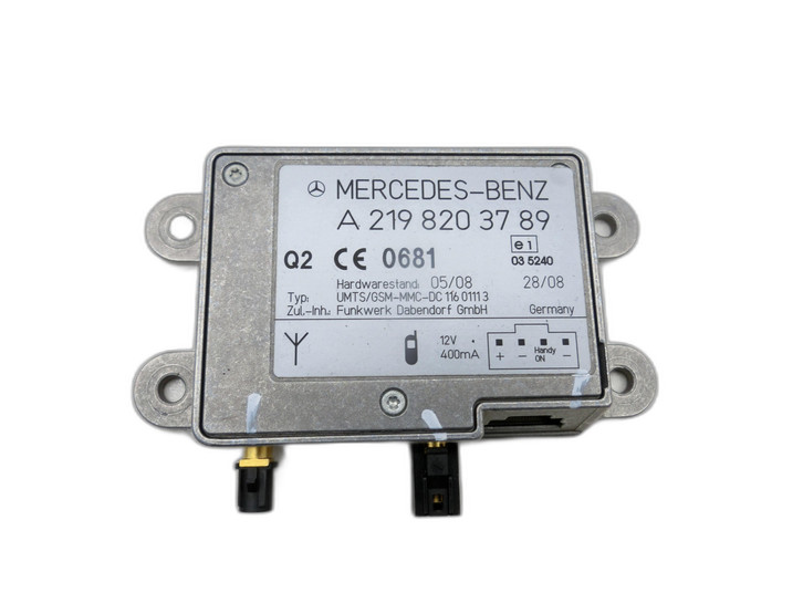 Mercedes C209 CLK 280 K 05-09 Antennenverstärker Weiche Antenne  - Bild 1