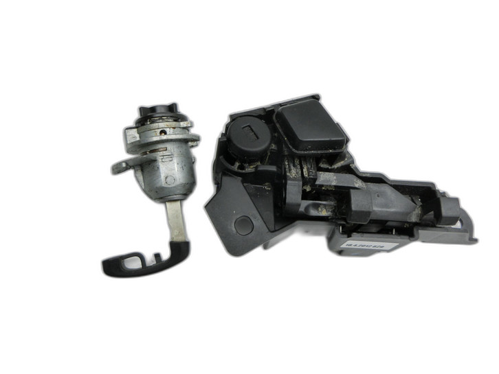 BMW F11 520d 10-13 Kombi Schließzylinder Türschloss für Tür Links Vorne - Bild 1