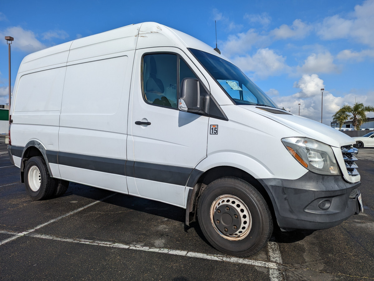 2016 Freightliner Sprinter 3500 Refrigeration Reefer High Roof Cargo Van DUALLY