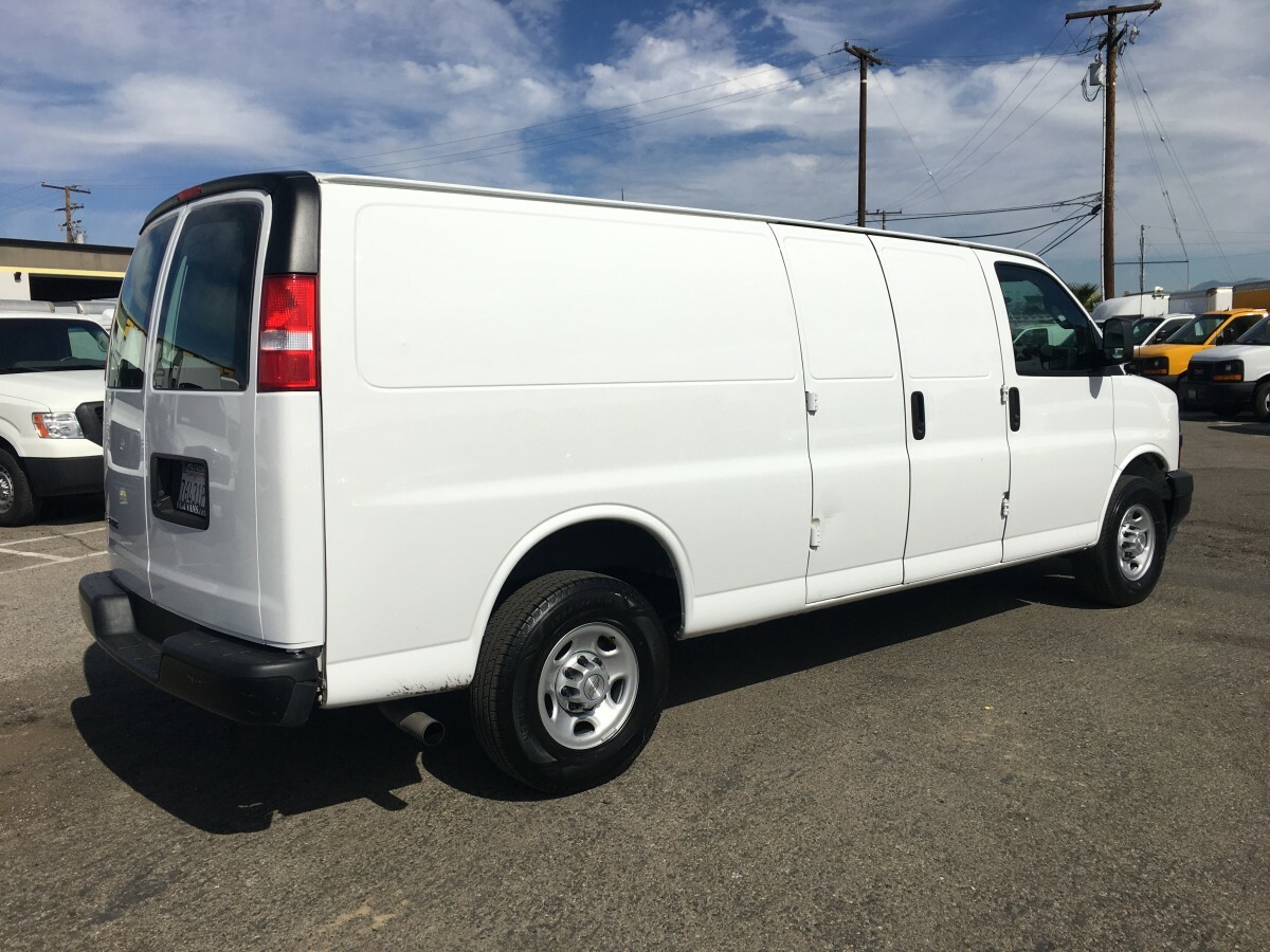 Chevrolet Express 2500 Dimensions
