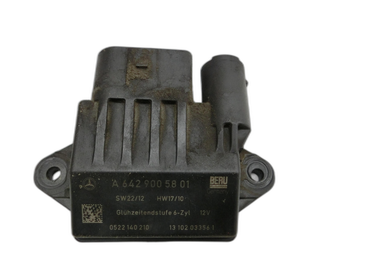 Mercedes S204 W204 C320 07-14 Steuergerät Vorglührelais SG Vorglühanlage  - Bild 1