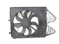 Skoda Fabia 545 10-14 TSI 1,2 63KW Lüfter Ventilator f. Kühler Skoda Fabia 545 10-14 31.05.2010 6R0121207K gebraucht Vorschau 1