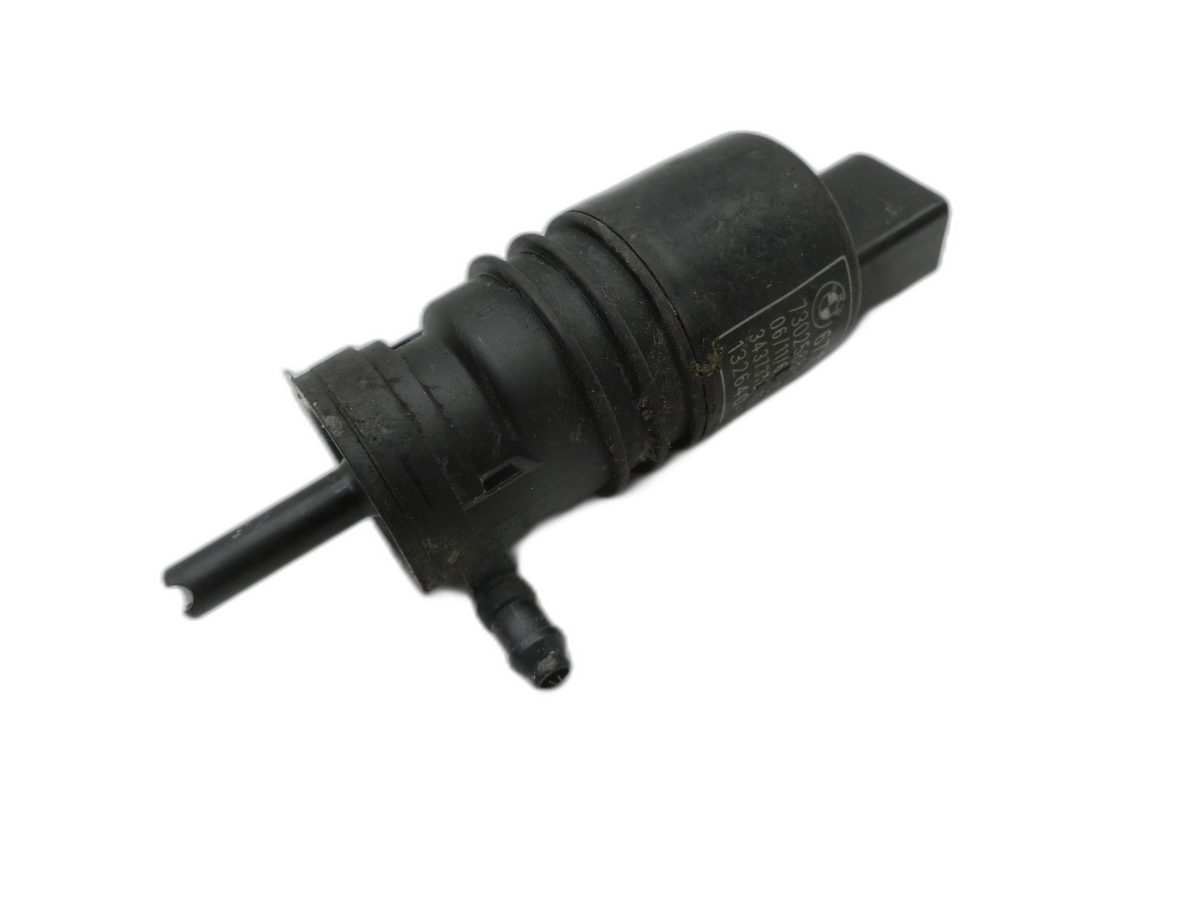 BMW E91 318D LCi 08-13 Waschwasserpumpe Wischwasserpumpe Waschpumpe Vo.  - Bild 1