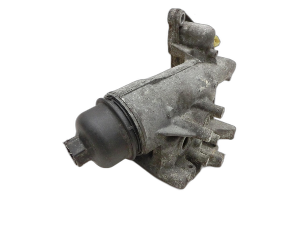 Opel Vivaro A F7 Trafic II 06-14 CDTi 2,0 84KW Ölkühler  - Bild 1