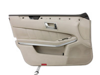 Mercedes E250 W212 13-16 Lim Türverkleidung Türpappe Links Vorne Mercedes E250 W212 13-16 17.09.2013 A2127209770... Vorschau 1