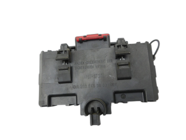 Mercedes W203 C200K 04-07 Klemme Fremdstartdose Batterie Plus  - Bild 1