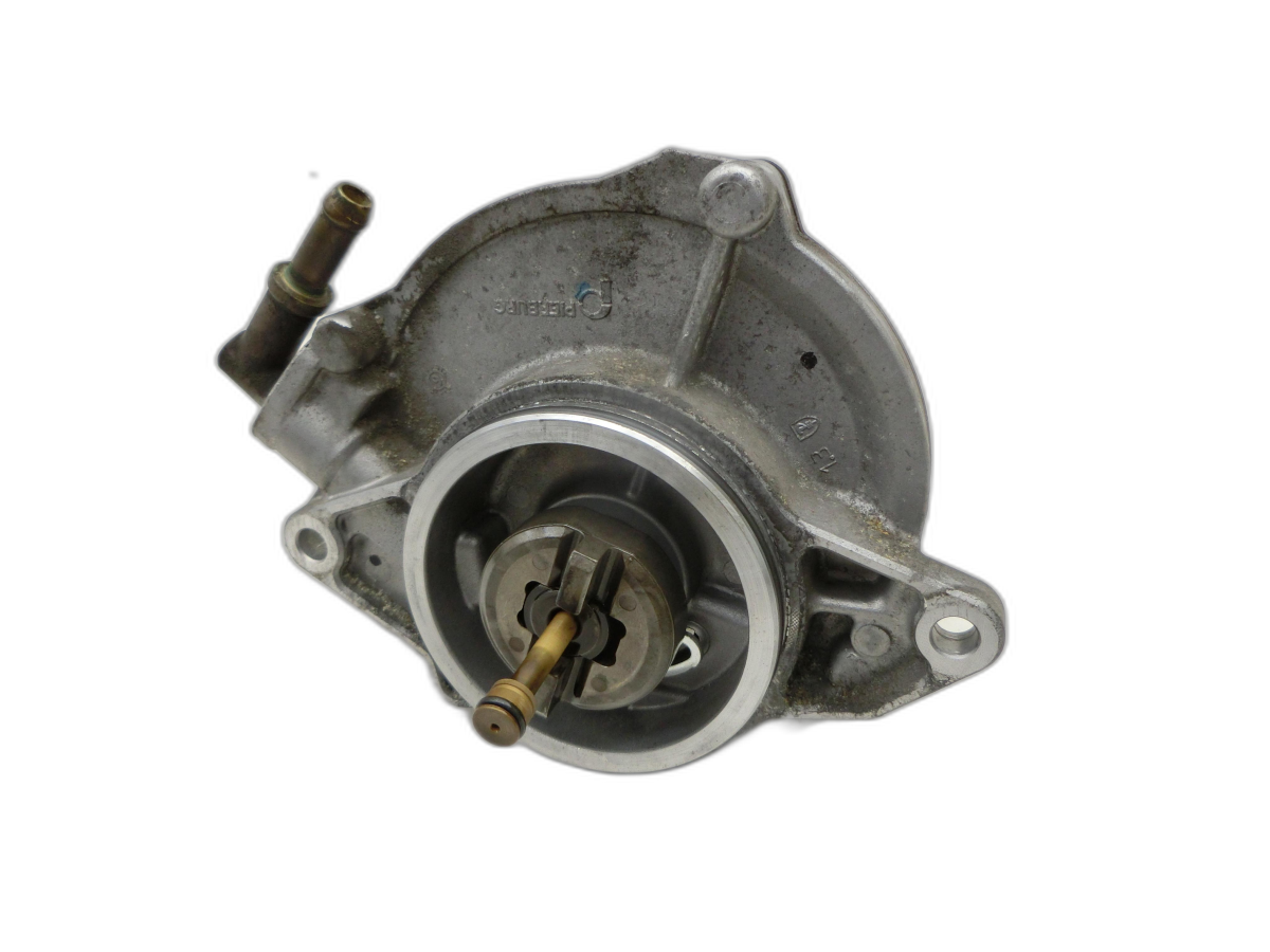 Audi A4 8K B8 07-11 TDI 2,7 140KW CGKA Unterdruckpumpe Vakuumpumpe Rechts  - Bild 1