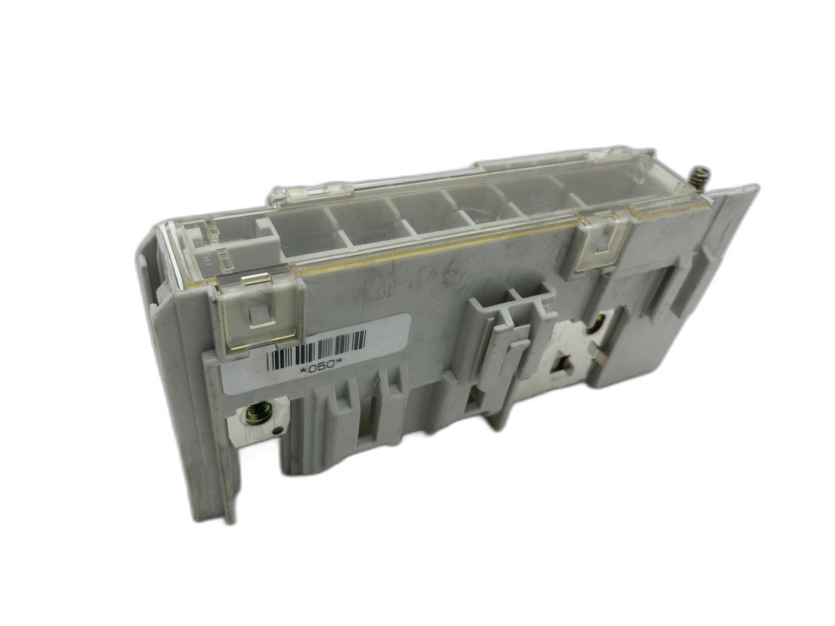 Toyota Prius II 05-09 Relais Batteriestützpunkt  - Bild 1