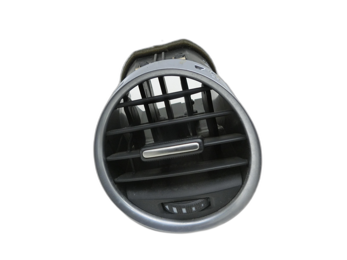 Air shower nozzle Right outside for Audi A4 B7 8H Cabrio 06-09 - Bild 1