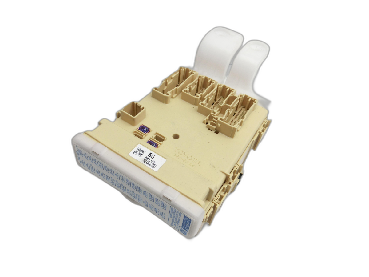 Security Box Central Electrics for Toyota Auris II E18 15-19 - Bild 1