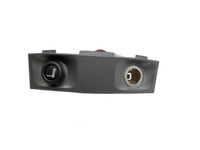 BMW E65 7er 01-05 Zigarettenanzünder m. Buchse Mittelkonsole Hinten BMW E65 7er 01-05 11.09.2003 6977685... Vorschau 1