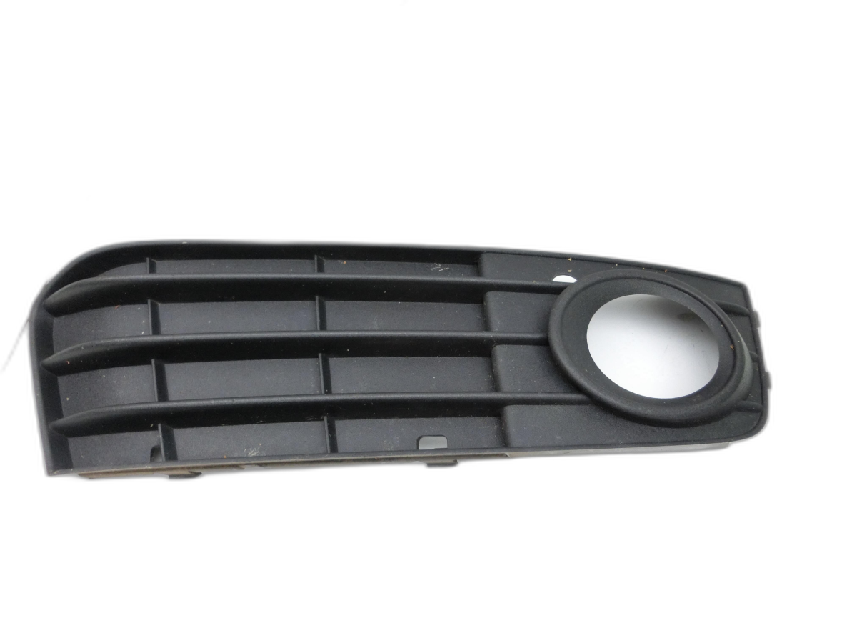 Audi A4 8K B8 08-11 Blende Einbaurahmen für Nebelscheinwerfer Rechts orig. - Bild 1