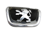 Peugeot 407 6E 04-08 Emblem Logo Chrom Grill Kühlergrill Peugeot 407 6E 04-08 15.03.2005 9648195677 1858140030 gebraucht Vorschau 1