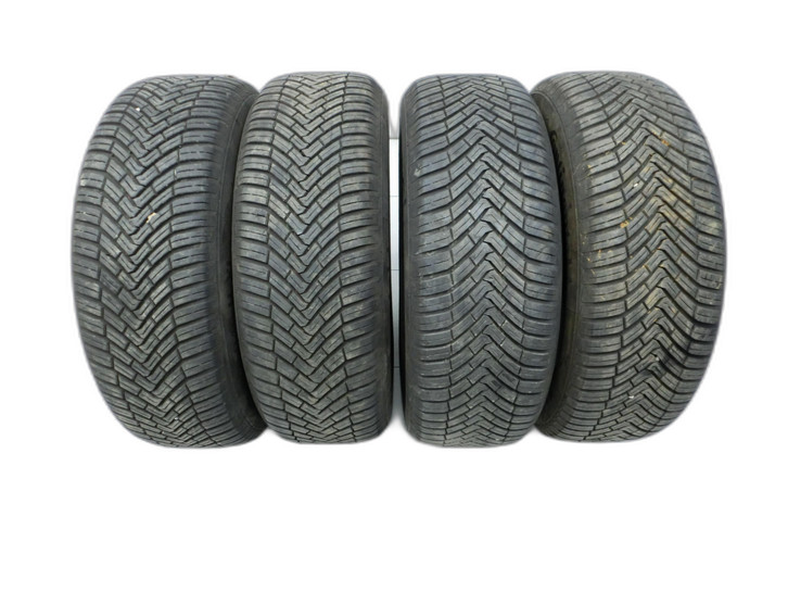Mercedes W204 C180 11-15 4x Reifen Ganzjahresreifen Continental 205/60R19 96HXL 5.4-7.6mm  - Bild 1