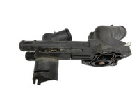 VW Golf VI 6 09-13 TSI 1,2 77KW Thermostat Flansch Thermostatgehäuse VW Golf VI 6 09-13 15.10.2012 03F121026B... Vorschau 1