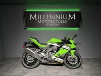 KAWASAKI NINJA ZX-4RR NINJA 400 RR 400CC SUPER SPORTS INLINE FOUR ZX4R SCREAM...