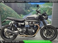TRIUMPH SPEED TWIN 1200