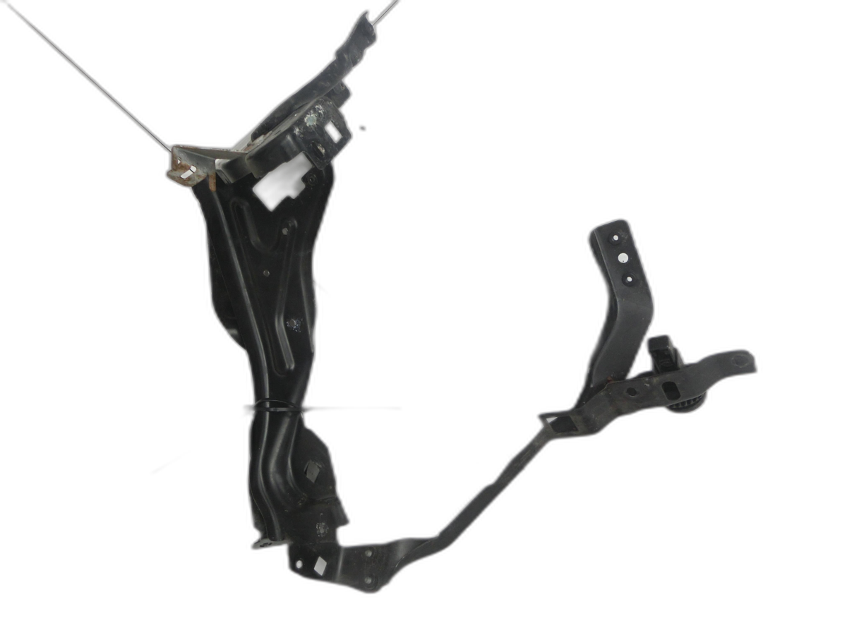 Mercedes W204 07-11 Lim Halter Träger Führung Aufnahme für Scheinwerfer Links  - Bild 1