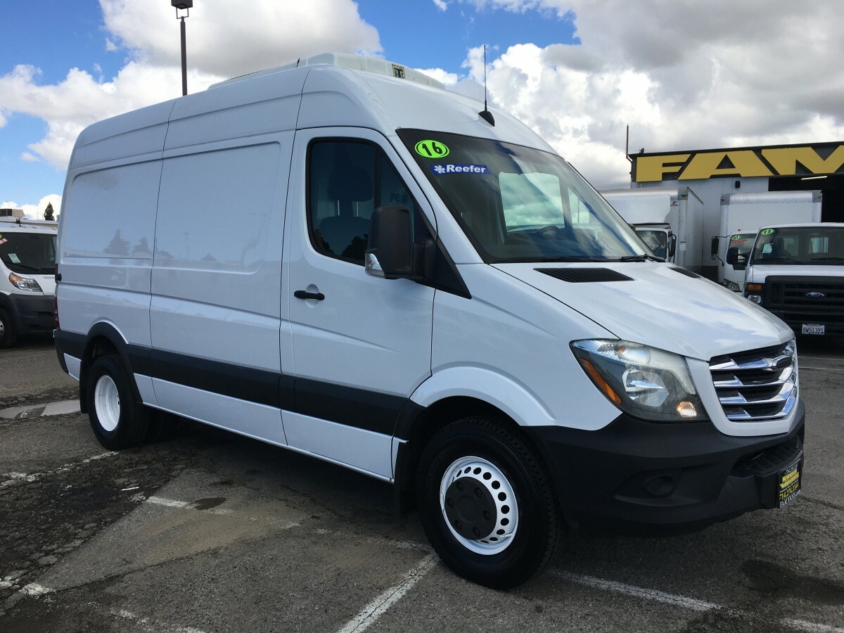 2016 Freightliner Sprinter 3500 High Roof Refrigeration Reefer Cargo