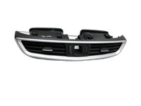 Nissan X-Trail T32 14-17 Luftdusche Luftdüse Mitte Nissan X-Trail T32 14-17 09.03.2015 68750-5AA0A gebraucht Vorschau 1