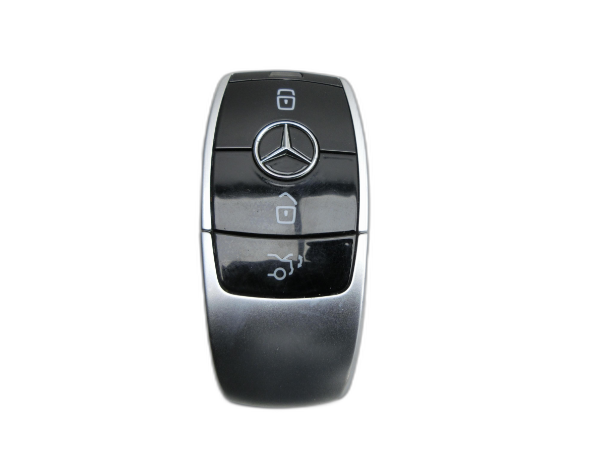 Mercedes W213 E200 16-20 Lim ZV Schlüssel Funkschlüssel  - Bild 1