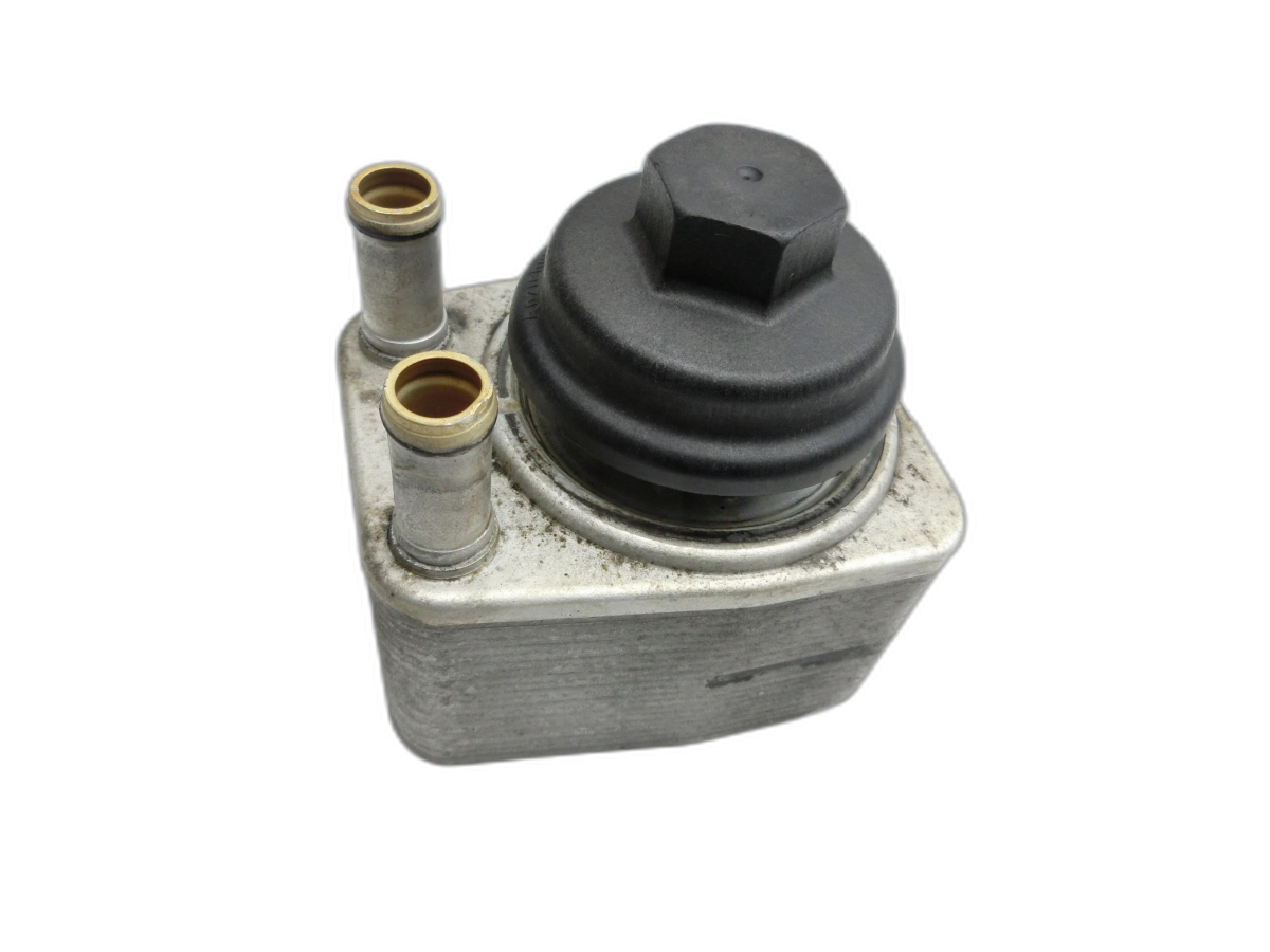 Seat Exeo ST 09-13 TDI 2,0 105KW Ölkühler  - Bild 1