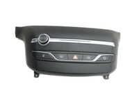 Peugeot 308 II 13-17 Bedienteil Warnblinkschalter Scheibenheizung Peugeot 308 II 13-17 11.05.2015 96777660ZD... Vorschau 1
