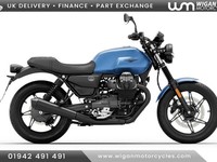 Moto Guzzi V7 Stone 2025