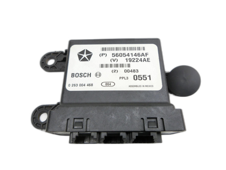 Jeep Grand Cherokee WK2 10-13 Steuergerät ECU Modul SG Einparkhilfe PTS Vorne und Hinten  - Bild 1