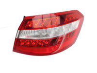 Mercedes W212 E200 09-13 Lim Rückleuchte Rücklicht Heckleuchte Rechts orig Mercedes W212 E200 09-13 03.11.2010... Vorschau 1