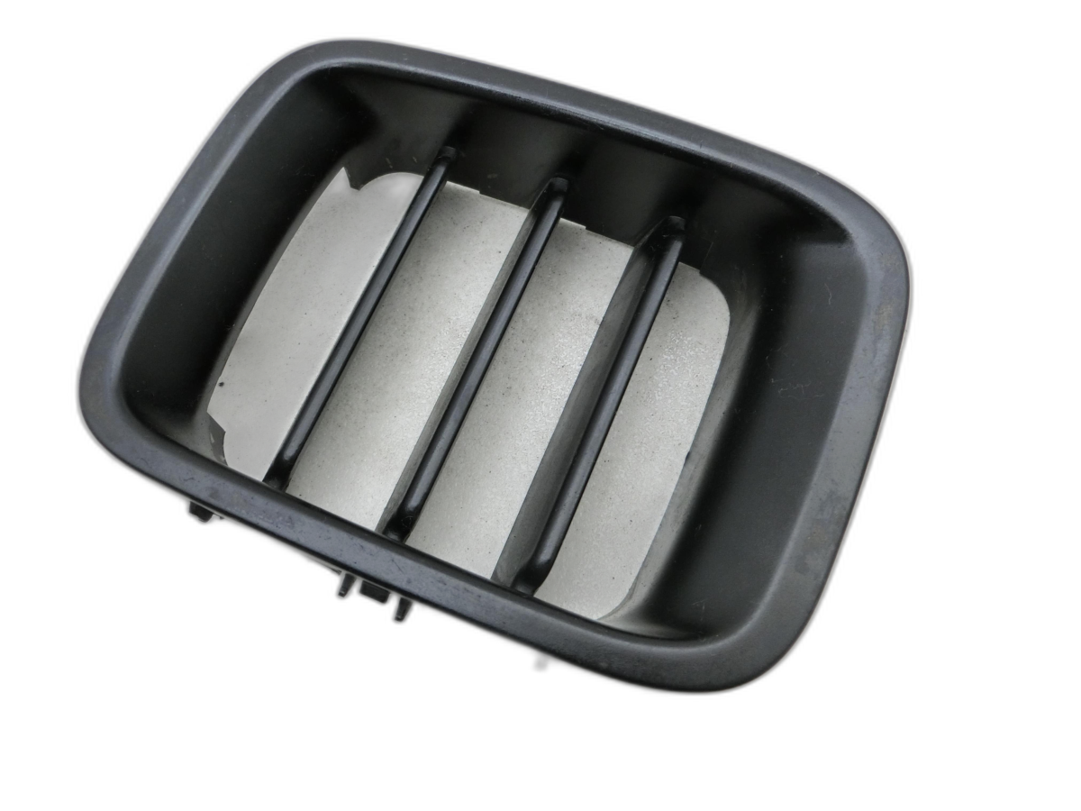 Suzuki Jimny SN 05-12 Lufteinlassgitter für Stoßstange Stoßfänger Pos.3 Z2T - Bild 1