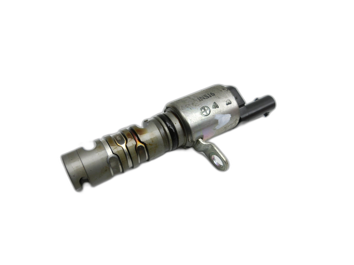 Audi A1 8X 15-18 TFSi 1,0 70KW CHZB Öldruckregelventil für Verstellung Nockenwelle Auslass  - Bild 1