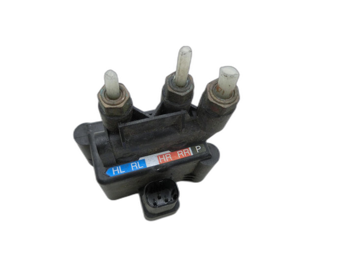 Mercedes R320 W251 06-10 CDI 3,0 165KW 642.950 Ventilblock für Luftfahrwerk Luftfederung  - Bild 1