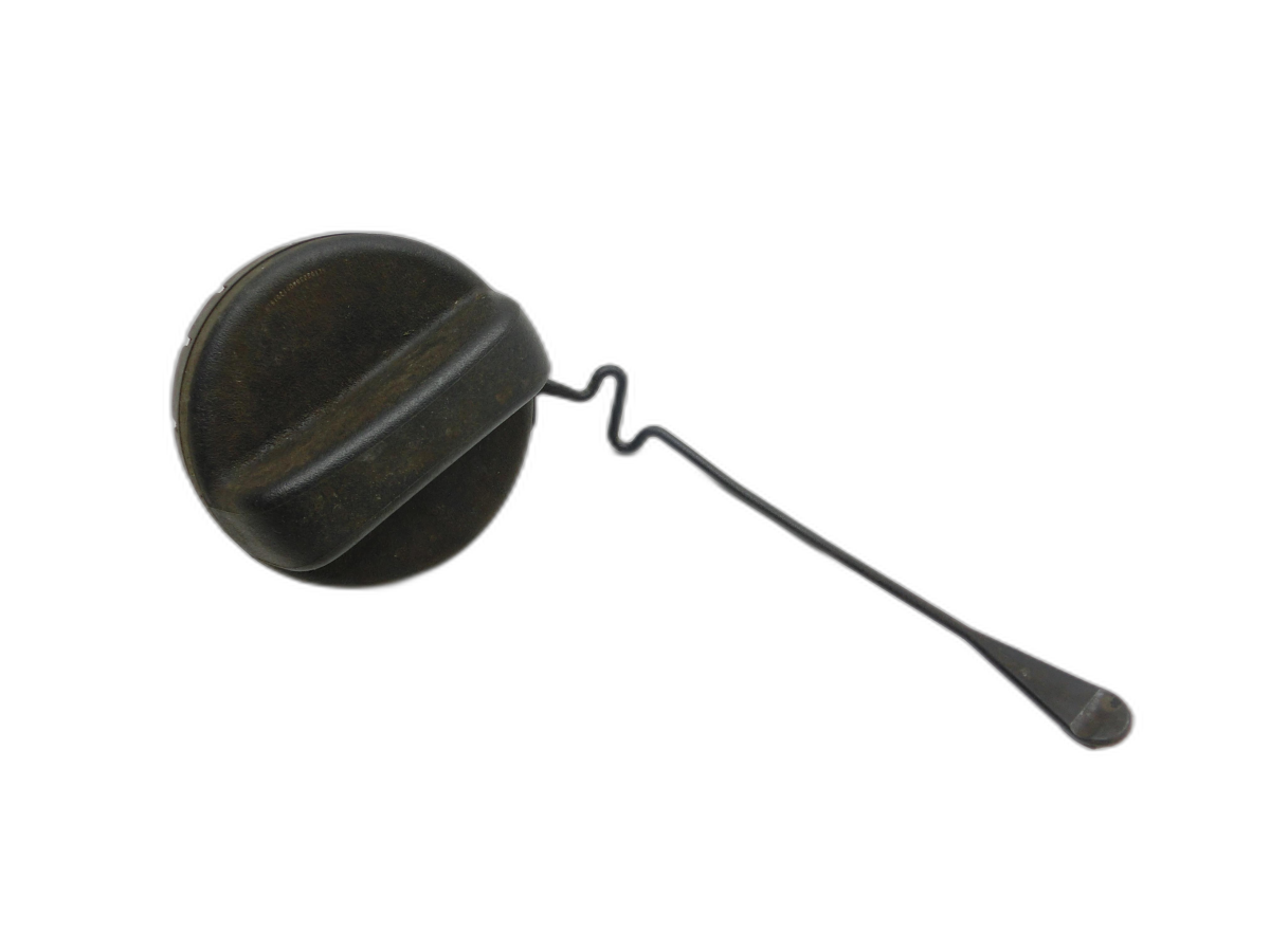 Toyota Yaris XP9 09-11 Tankdeckel Verschluss Tankverschluss Benzin  - Bild 1