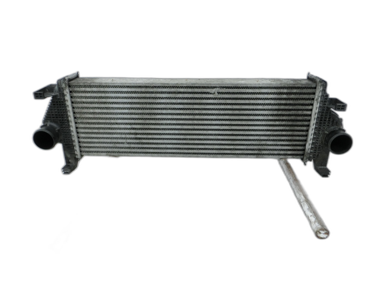 Jeep Grand Cherokee WK2 13-17 CRD 3,0 184KW Ladeluftkühler Kühler  - Bild 1