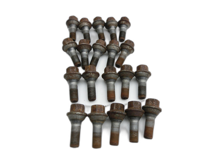 Renault Trafic II Vivaro A 06-14 Satz Radschrauben Schraube Radbolzen  - Bild 1