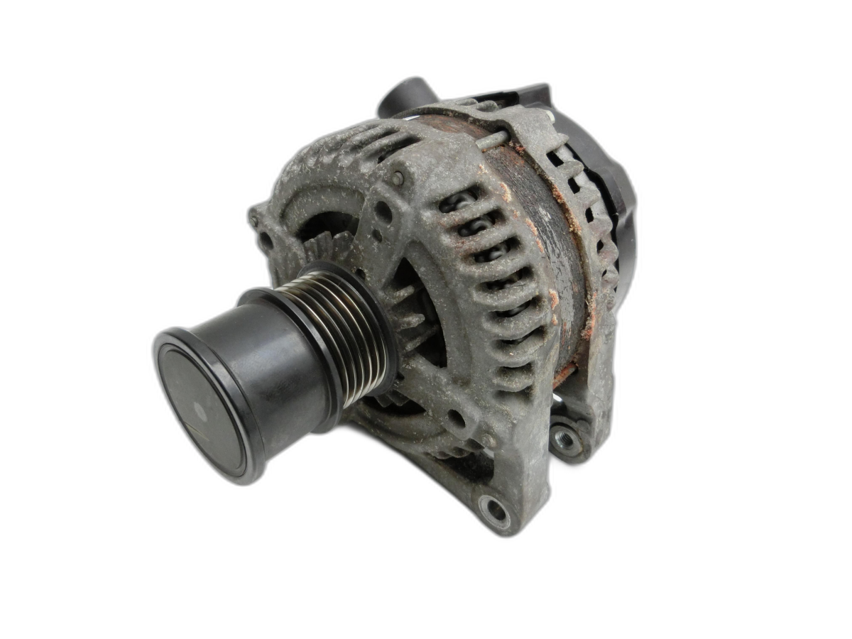 Ford Focus III 11-15 1,0 92KW Lichtmaschine Generator 150A 14V  - Bild 1