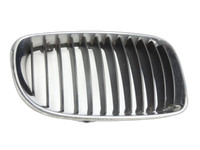 BMW E81 1er 120d 07-11 Frontgrill Kühlergrill Rechts BMW E81 1er 120d 07-11 16.10.2007 7128614 51137128614 gebraucht Vorschau 1