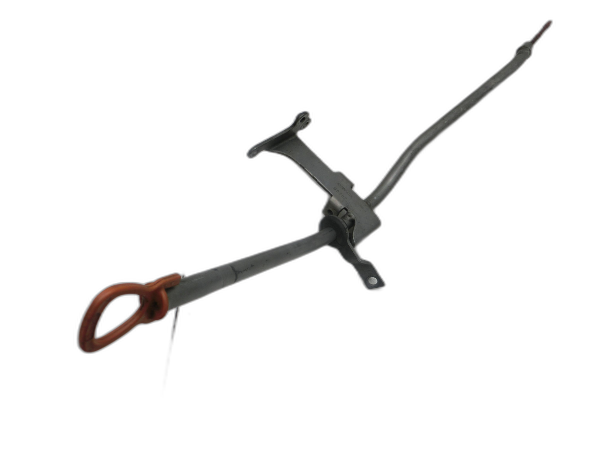 Mercedes W204 S204 C180 11-14 CGI 1,8 115KW 271.820 Ölmessstab Öl Stab  - Bild 1