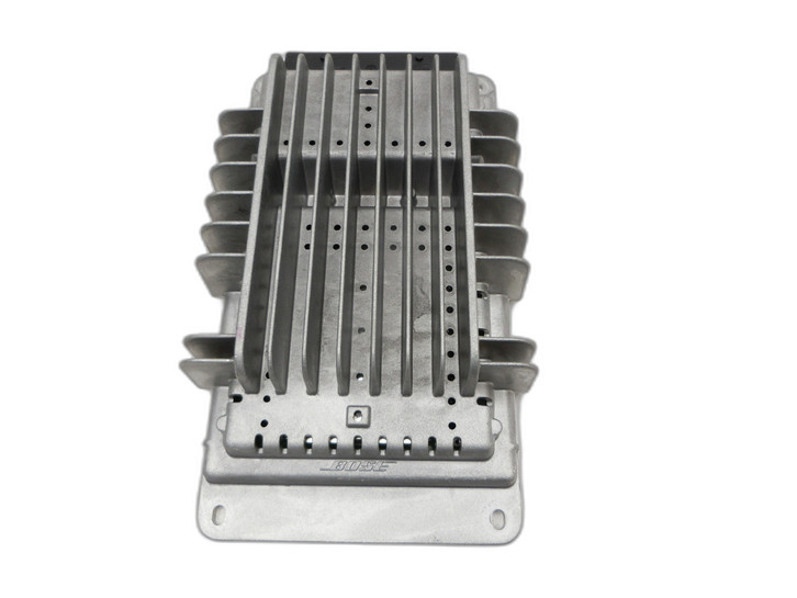 Audi A3 8P 03-05 Verstärker Endstufe Soundsystem  - Bild 1