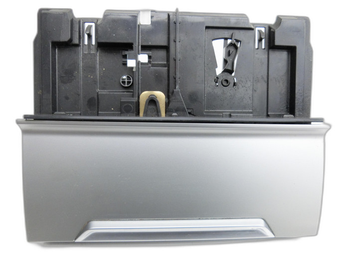 VW Passat B8 3G 14-19 Lim Ablagefach Staufach Fach Konsole  - Bild 1