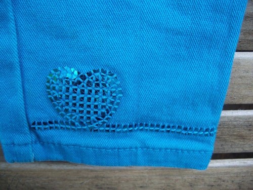 GYMBOREE aqua blue denim jeans~girl's size 4~sequin hearts at bottom of jeans~