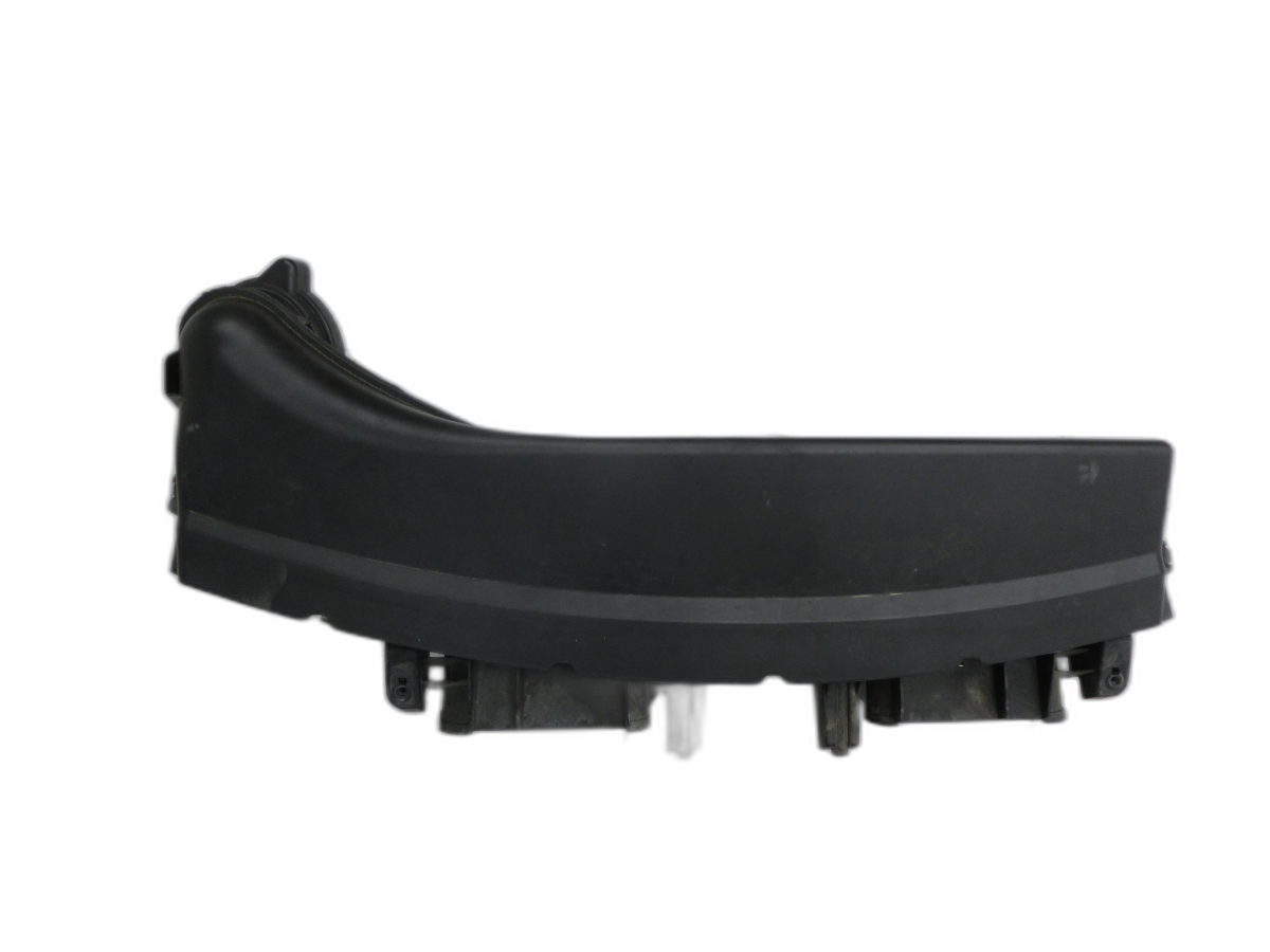 BMW X3 E83 18d LCI 08-11 2,0d 105KW Ansaugrohr Ladeluft Resonator  - Bild 1