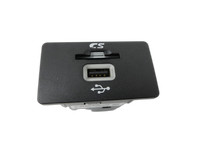 Ford Focus III 3 14-18 Media Hub USB SD Kartenleser Anschluss Ford Focus III 3 14-18 30.09.2016 GC3T-14F014-AB gebraucht Vorschau 1