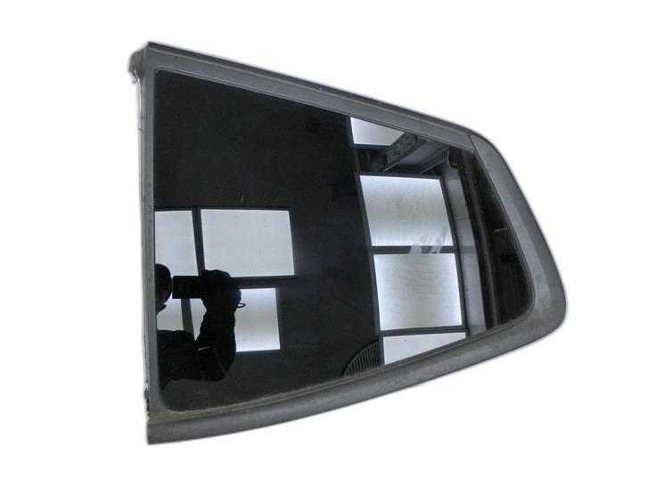 Opel Zafira C 11-16  Feste Seitenscheibe Scheibe Links Hinten Orig. getönt  - Bild 1