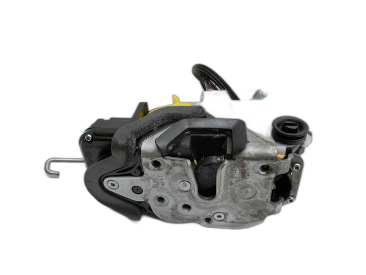 Opel Zafira C 11-16 Türschloss m. ZV Stellmotor Links Hinten Opel Zafira C 11-16 16.10.2014 13579557 1337410 gebraucht Bild 1