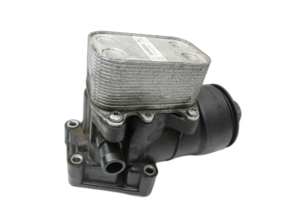 VW Golf Plus 5M 08-14 TDI 1,6 77KW Wärmetauscher Ölkühler Halter für Ölfilter  - Bild 1