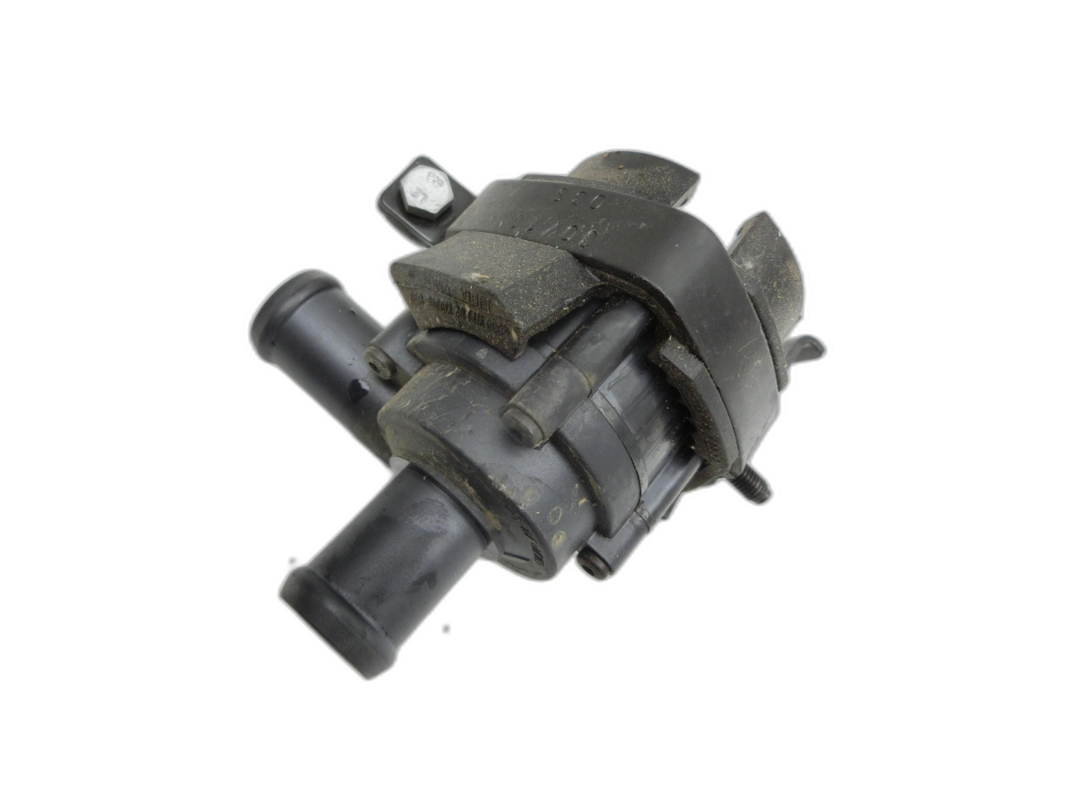 Audi A6 C7 4G 10-14 TDI 3,0 150KW Umwelzpumpe Heizung Pumpe  - Bild 1