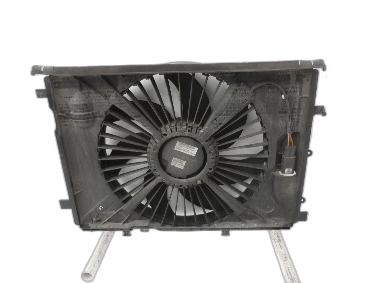 Mercedes S204 W204 C220 11-15  CDI 2,2 125KW Lüfter Ventilator f. Kühler - Bild 1