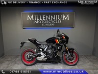 SUZUKI GSX-8TT MODERN RETRO NAKED MOTORCYCLE GSX8